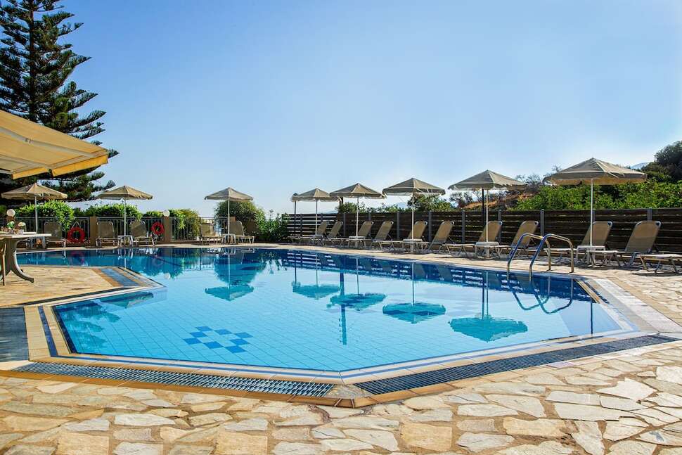 Een foto van het zwembad bij Villa Mare Monte Aparthotel