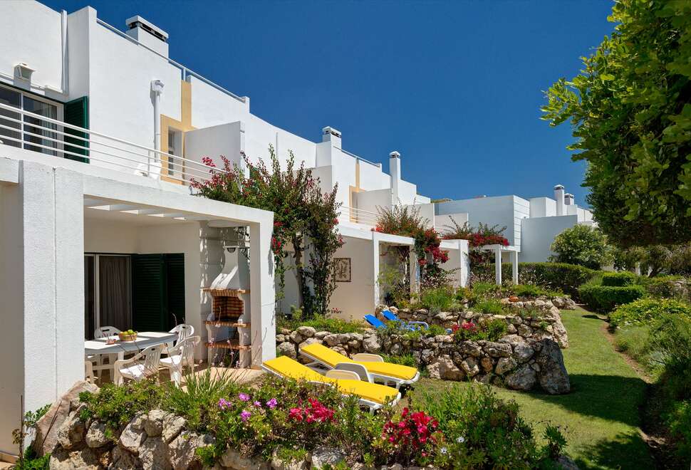 Ein Foto von der Außenansicht des Rocha Brava Resort