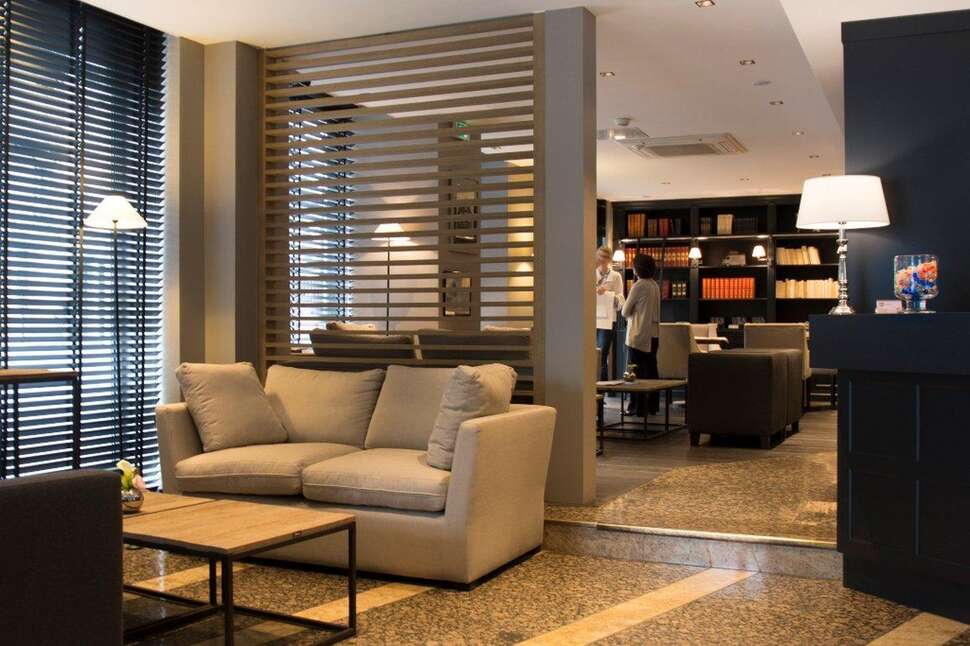 Een foto van het interieur van Hotel Albert 1er Paris