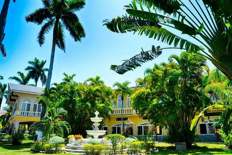 Een foto van SeaGarden Beach Resort