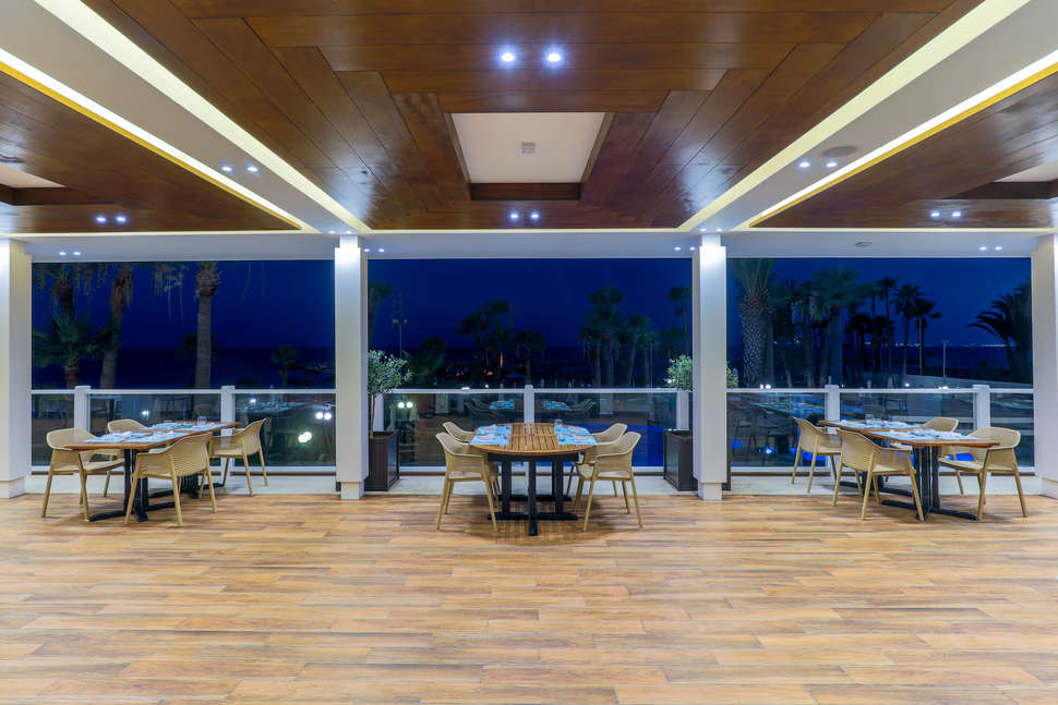 Ein Foto The Golden Bay Beach Hotel