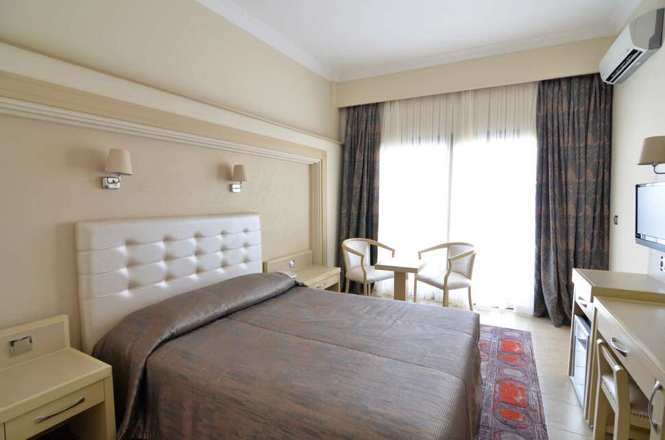 Een foto van Azka Otel