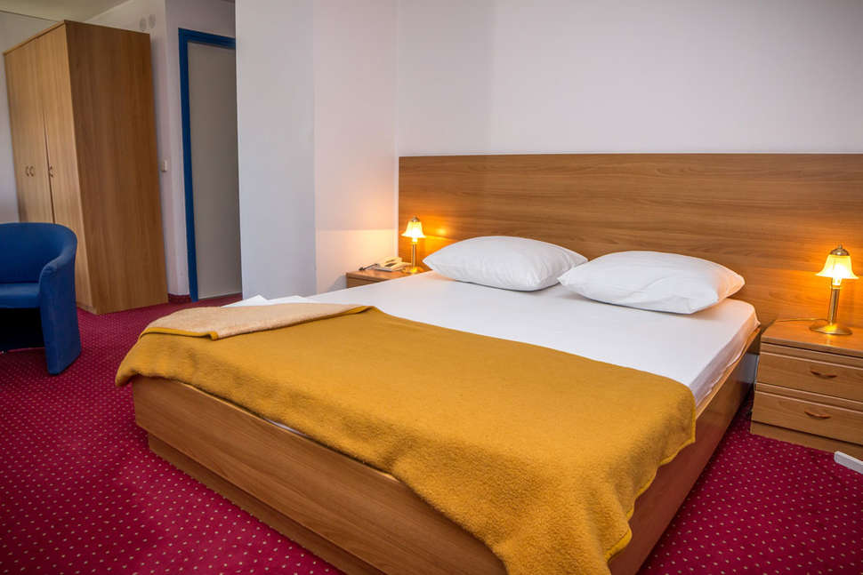 Een foto van een overzicht van Hotel Jadran Sibenik