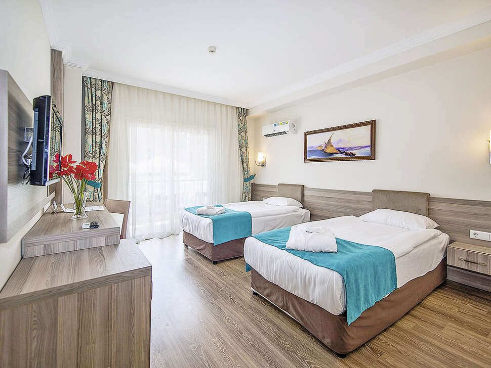 Een foto van Crystal Aura Aqua Collection