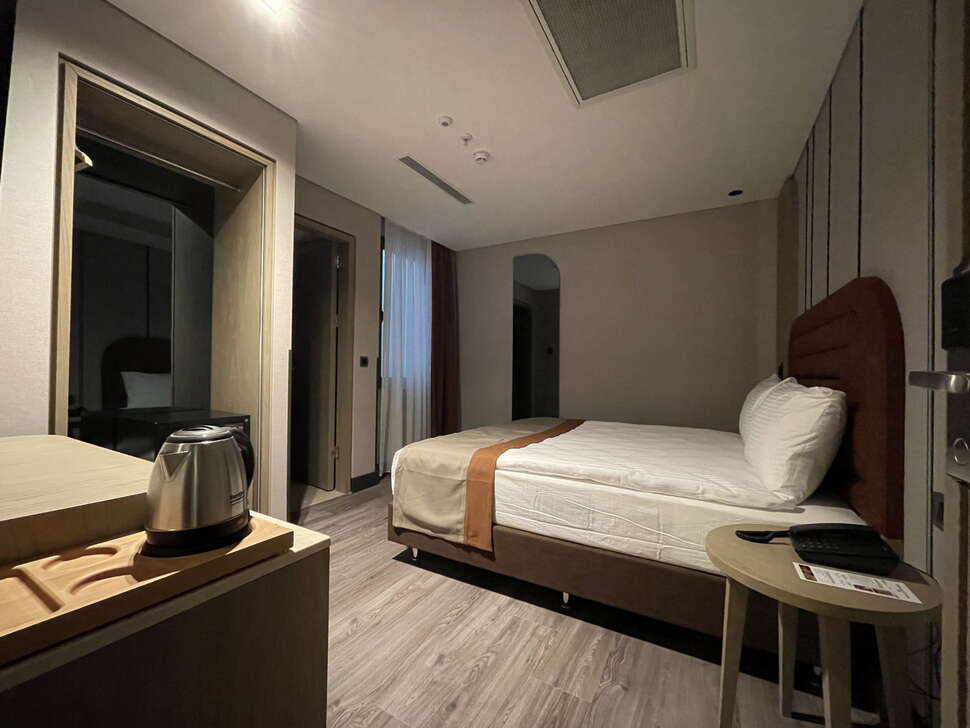 Een foto van Edition Old City Boutique Hotel