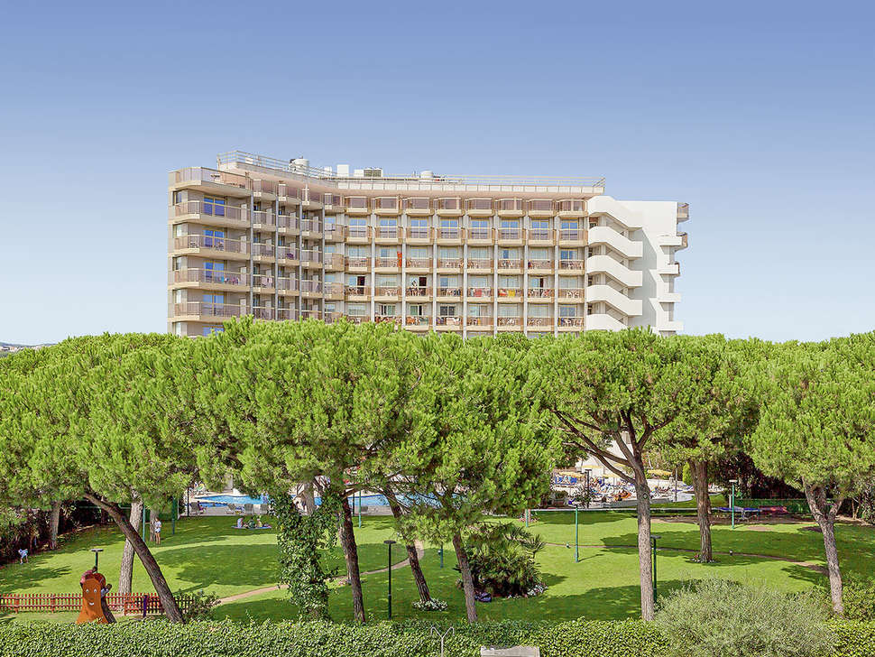Een foto van de buitenkant van Hotel Beverly Park & Spa