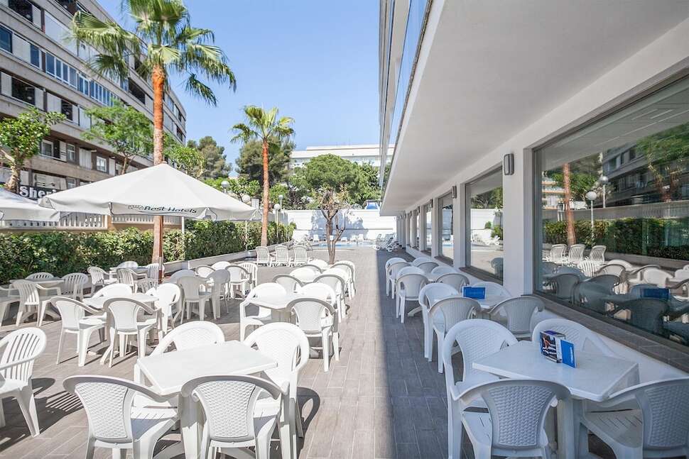Een foto van het terras bij Best Los Angeles