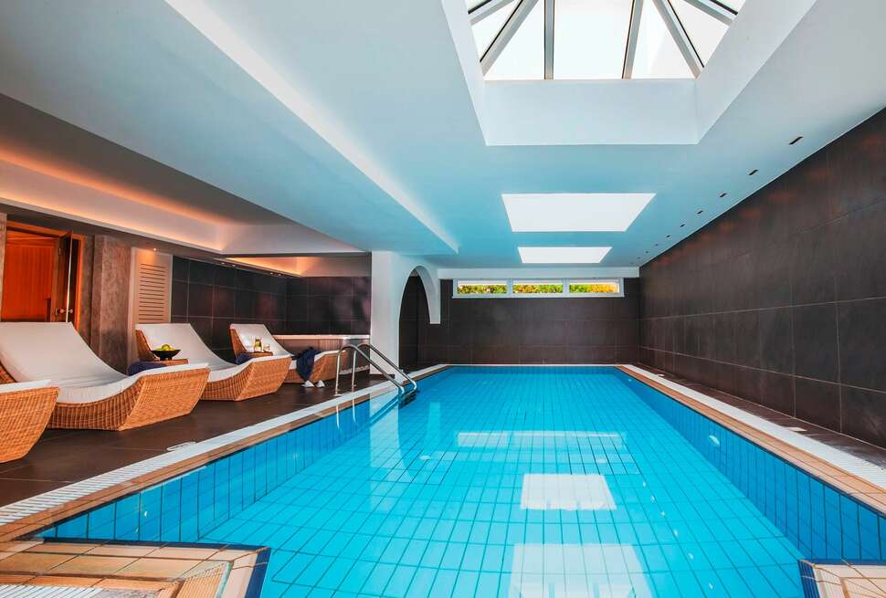 Een foto van het zwembad bij Sofianna Resort & Spa