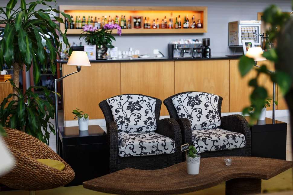 Een foto van het interieur van Golden Residence