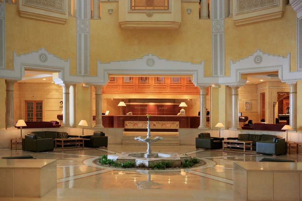 Een foto van het interieur van Mehari Hammamet
