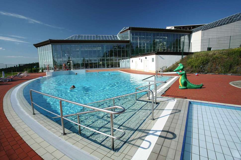 Een foto van het zwembad bij IFA Schoneck Hotel & Vakantiepark