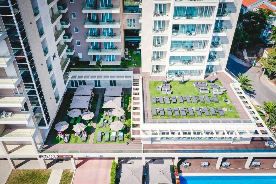 Een foto van Hotel AMI Budva Petrovac
