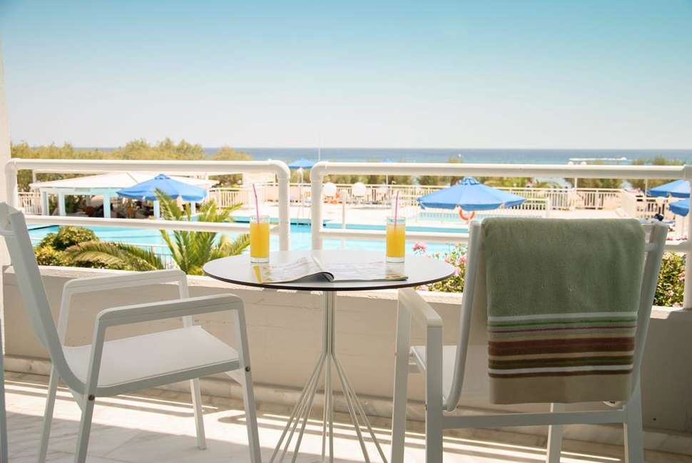 Een foto van Kouros Seasight Hotel