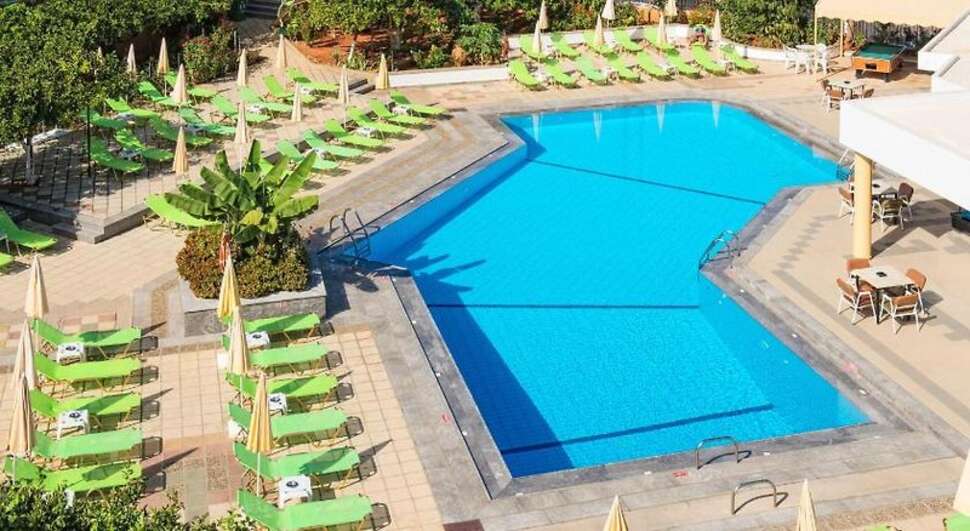 Ein Foto von einer Übersicht des Malia Holidays