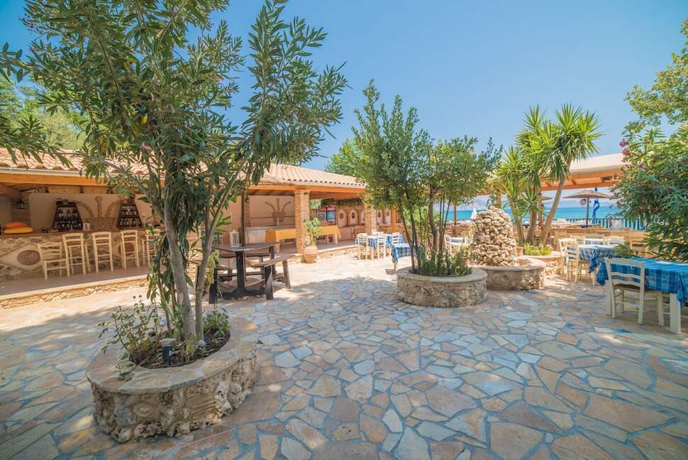 Een foto van de faciliteiten bij Porto Koukla Beach