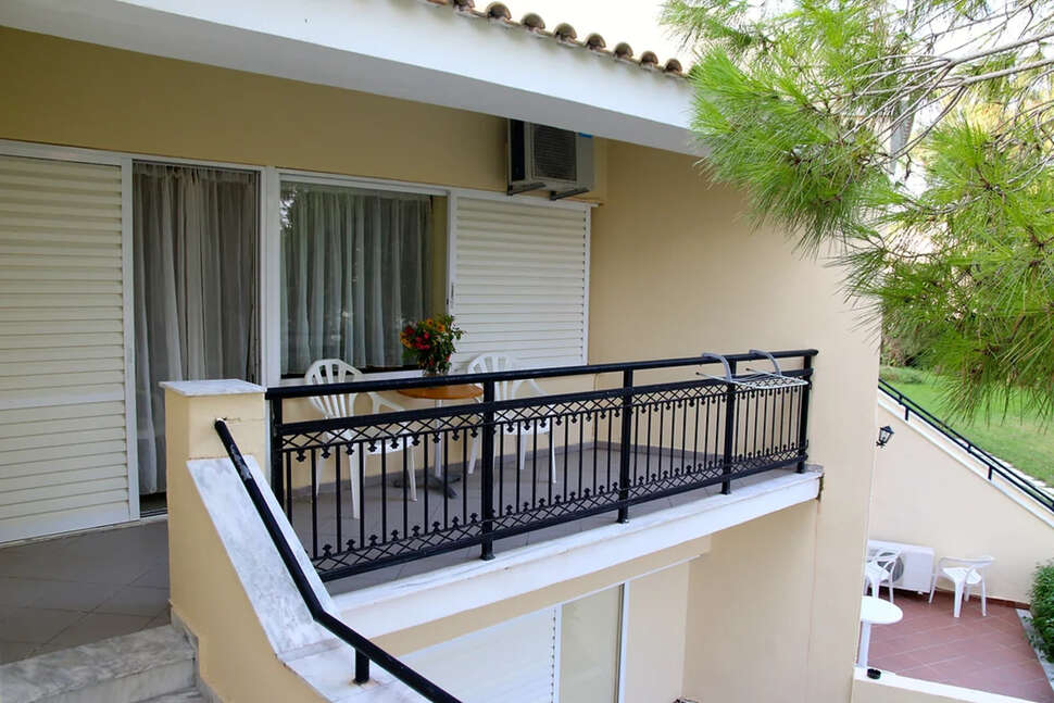 Een foto van de buitenkant van Mediterranean Blue Resort