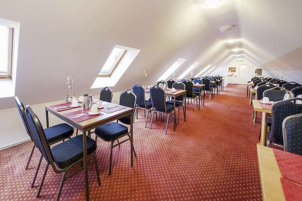 Ein Foto von den Einrichtungen im Azimut Hotel Erding