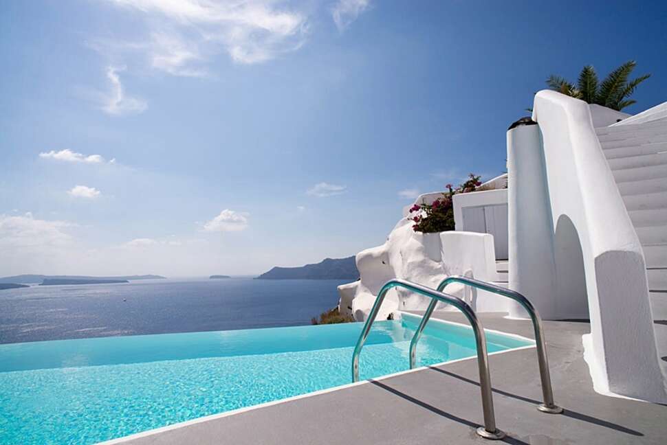 Ein Foto vom Pool im Katikies Hotel