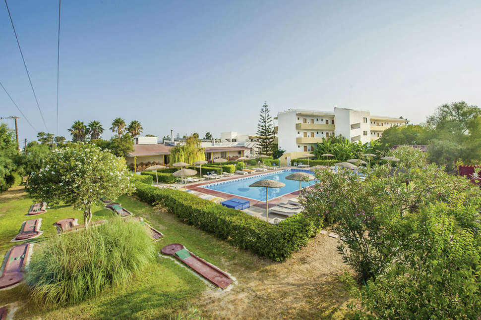 Een foto van het zwembad bij Aegean Bay Hotel