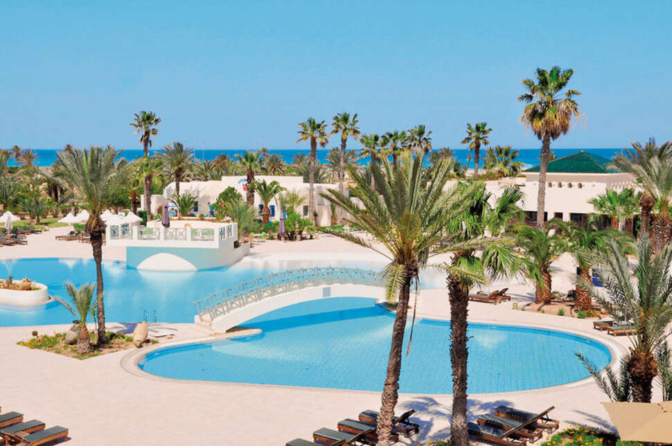 Ein Foto vom Pool im Yadis Djerba Golf Thalasso & Spa