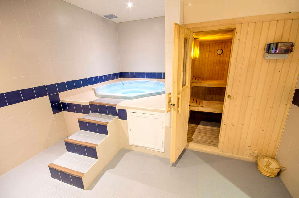Een foto van de faciliteiten bij azuLine Hotel Bergantin