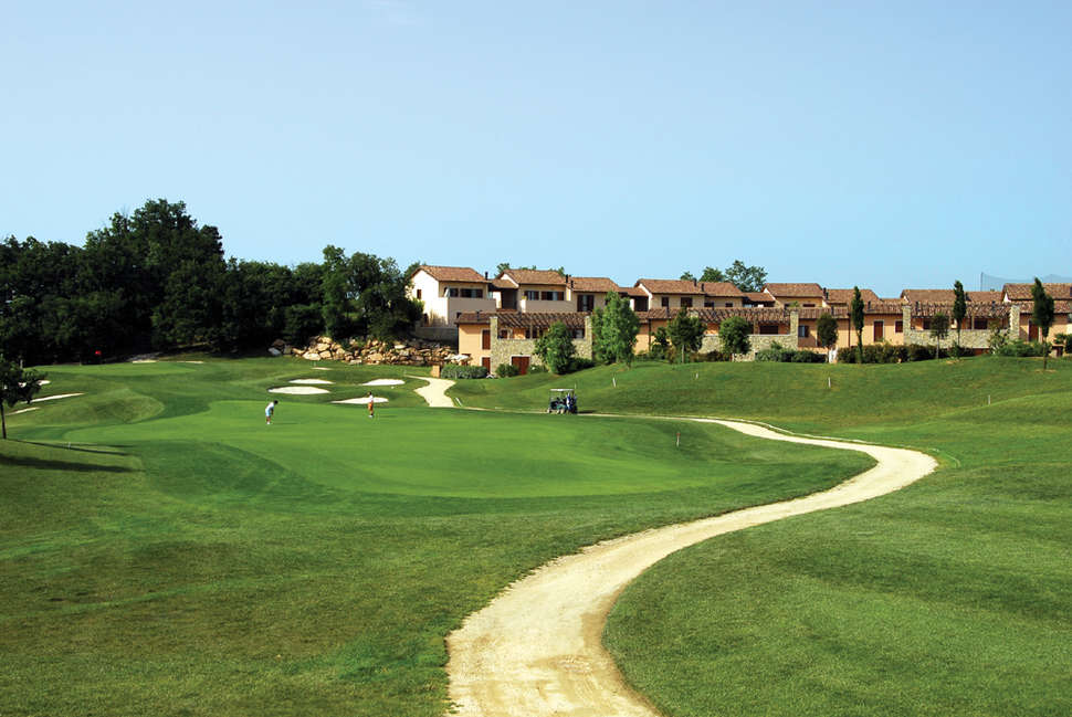 Ein Foto Golf Residence