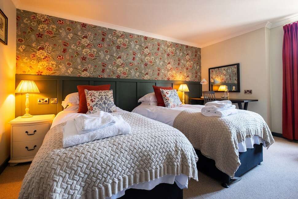 Ein Foto The Bridge Hotel