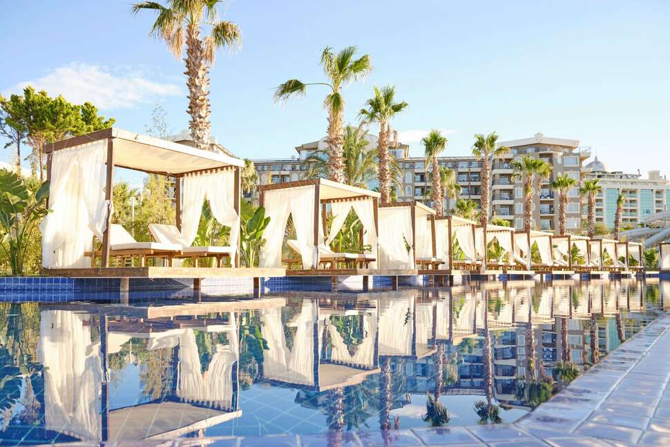 Een foto van het zwembad bij Laur Hotels Experience & Elegance