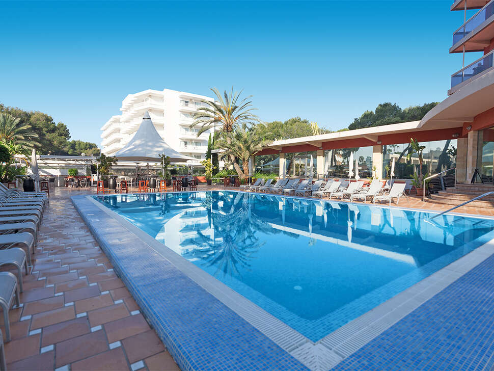 Ein Foto vom Pool im Hotel Obelisco