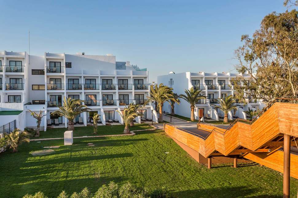 Een foto van de buitenkant van Grand Palladium White Island Resort & Spa
