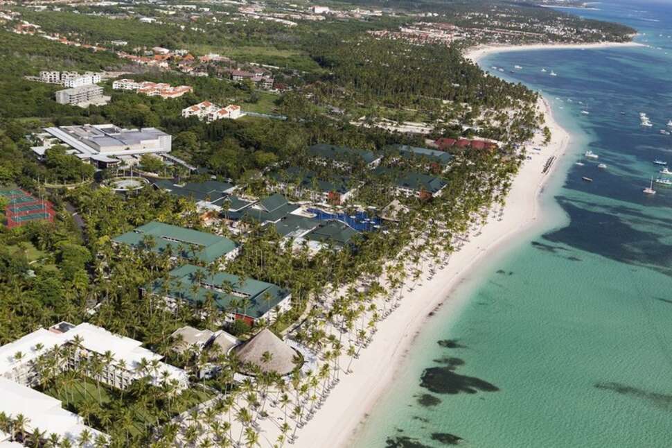 Een foto van het interieur van Barcelo Bavaro Beach