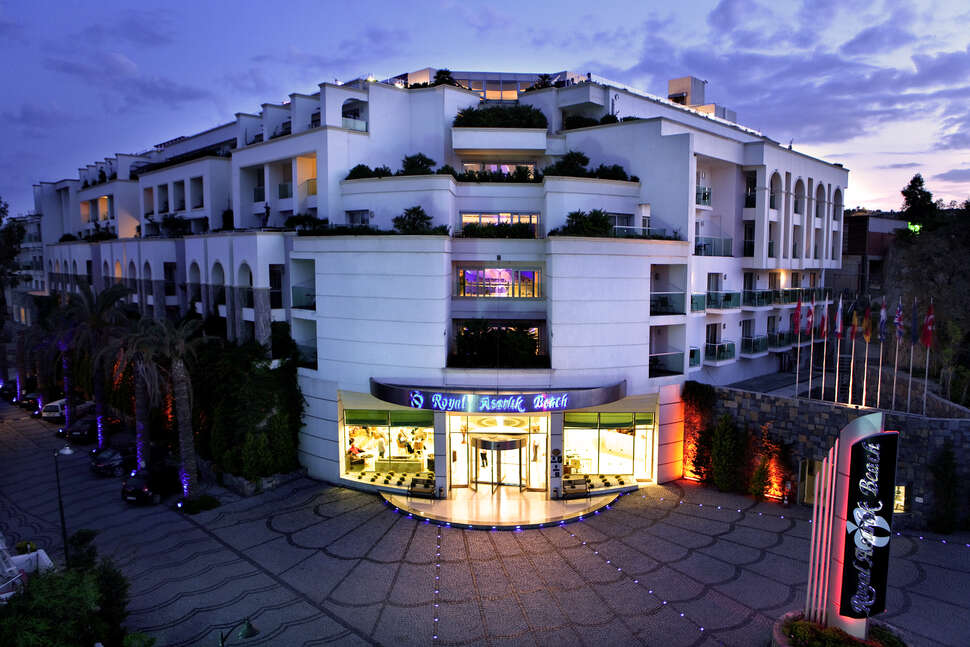 Een foto van de buitenkant van Royal Asarlik Beach Hotel & Spa