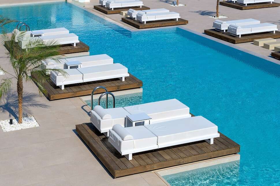 Een foto van het zwembad bij Sun Beach Resort