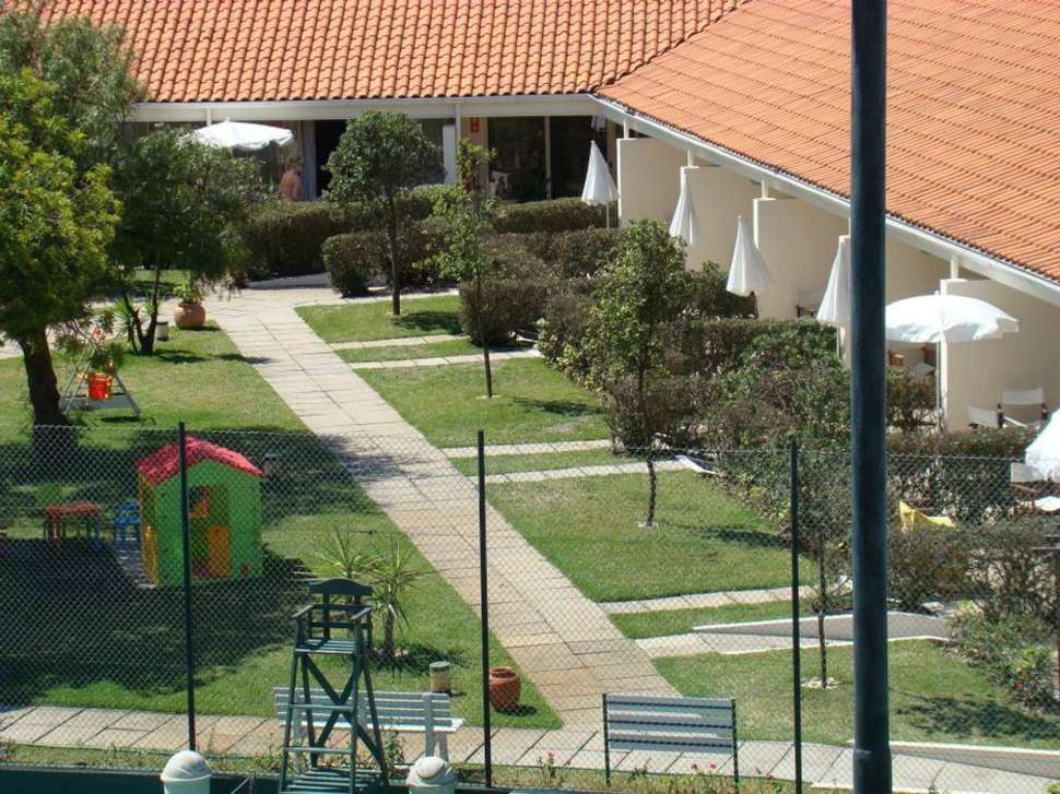Een foto van de buitenkant van Appartementen Clube Pinhal da Foz