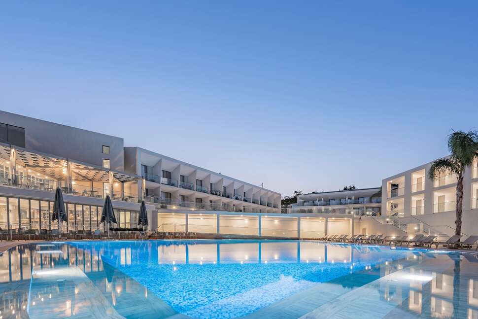Een foto van het zwembad bij Zante Sun Resort