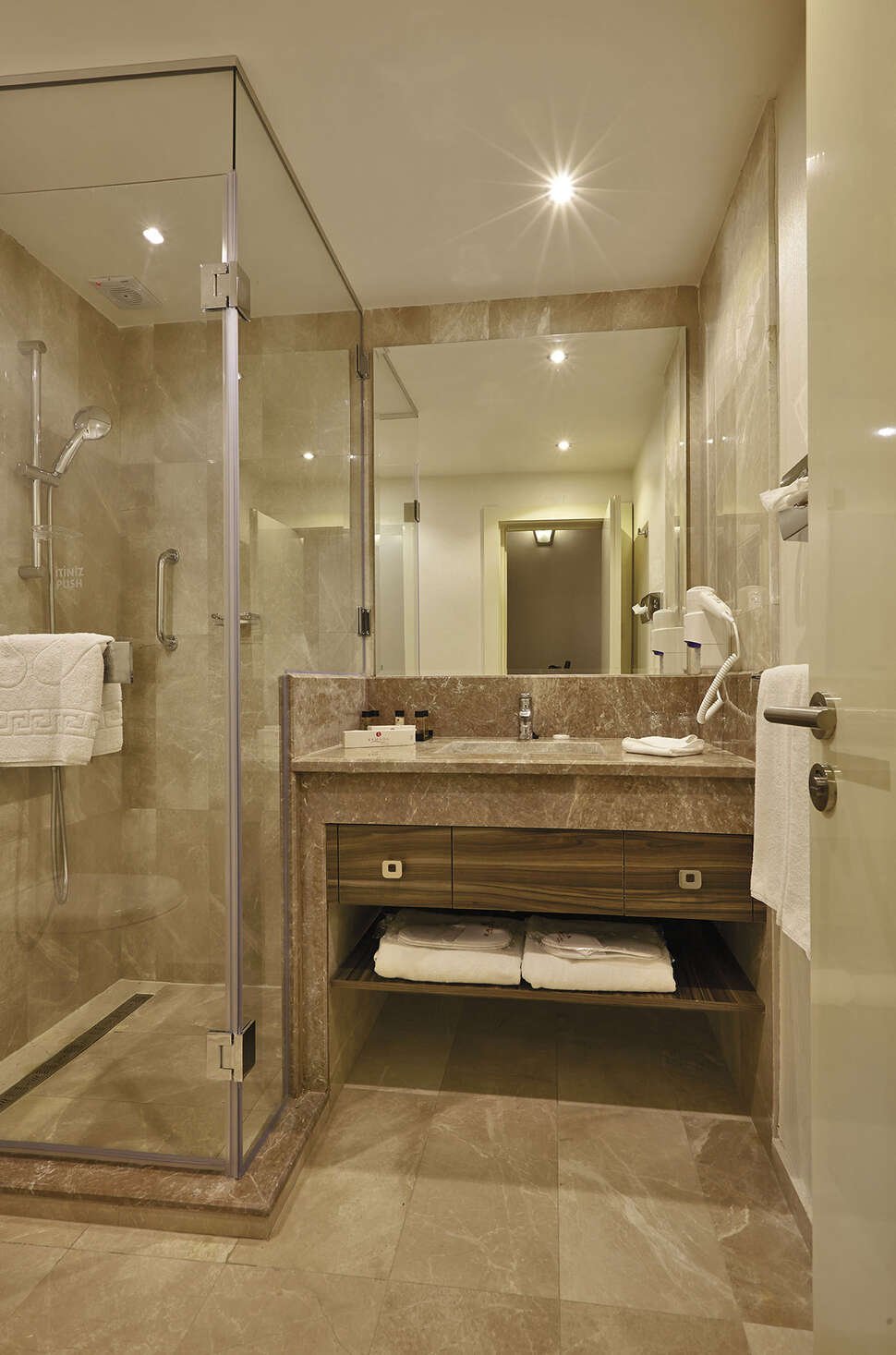 Een foto van Ramada Resort by Wyndham Akbuk