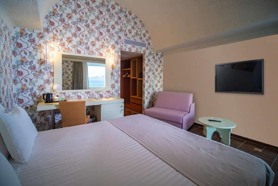 Een foto van Ramada by Wyndham Loutraki Poseidon Resort