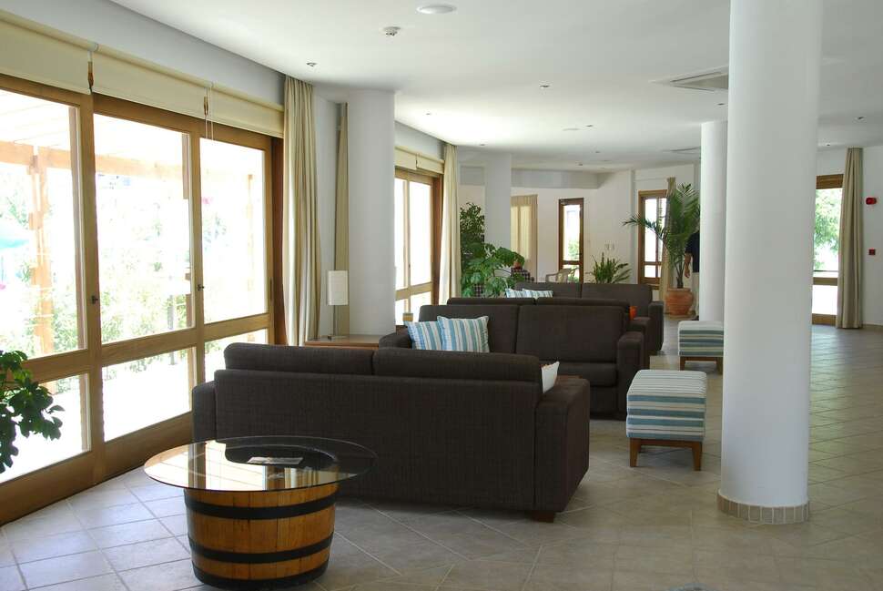 Een foto van het interieur van Hylatio Tourist Village