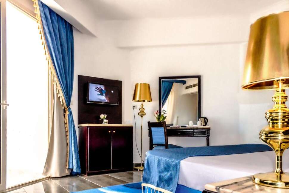 Een foto van White Valley Palace