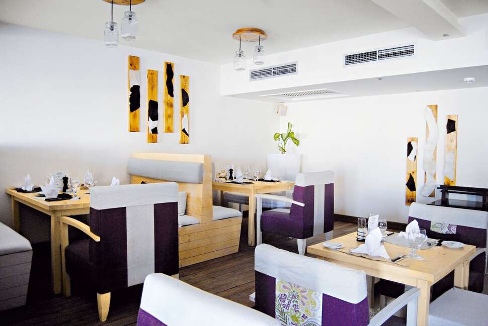 Ein Foto Captain's Inn Hotel