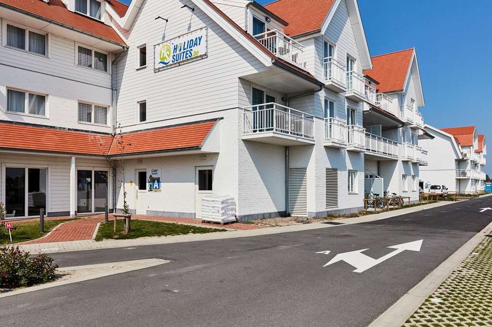 Een foto van de buitenkant van Holiday Suites Nieuwpoort