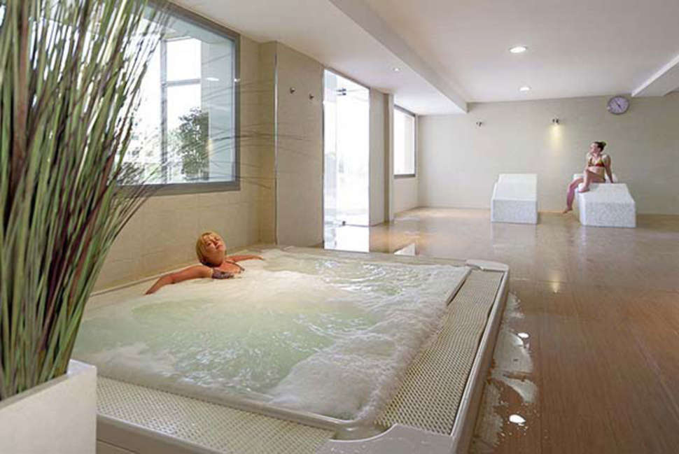 Een foto van de faciliteiten bij Allsun Hotel Orient Beach