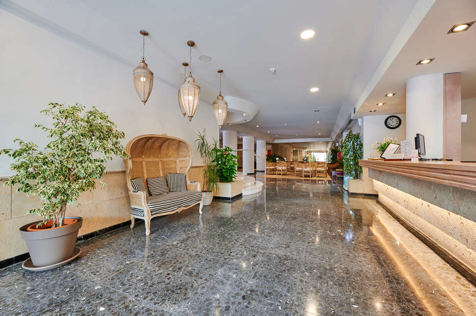 Ein Foto Hotel ROC Oberoy