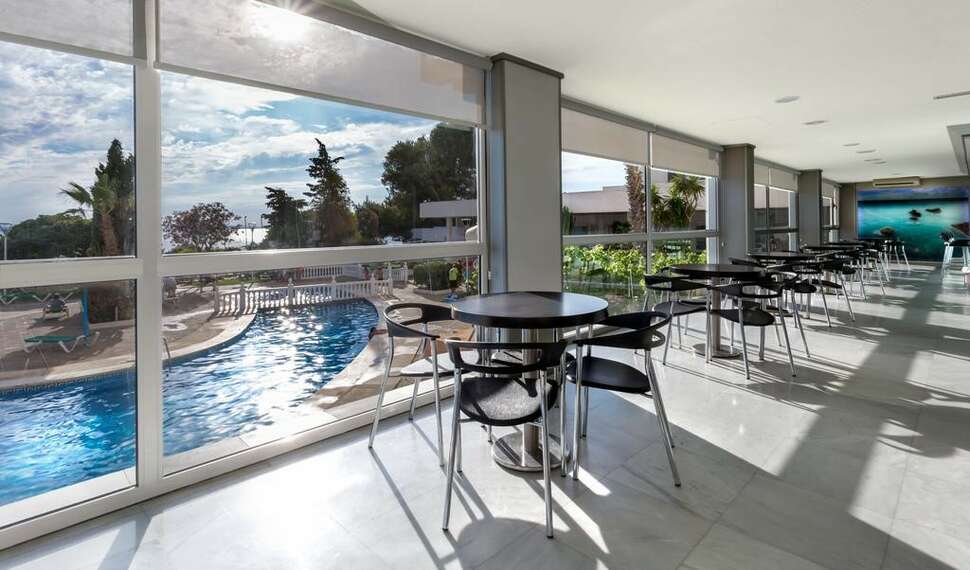 Een foto van de faciliteiten bij Izan Cavanna Hotel
