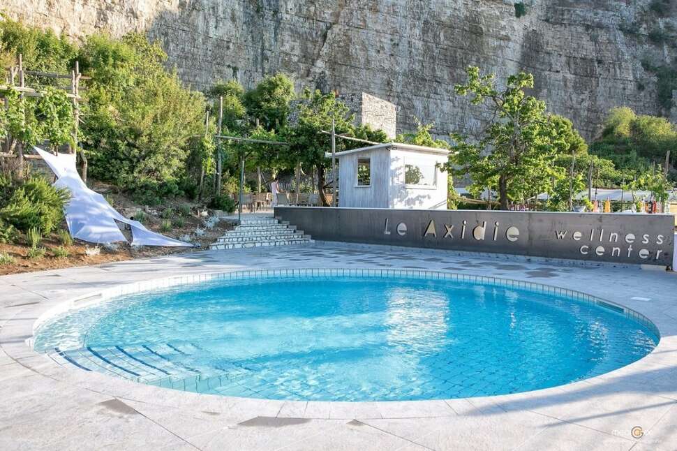 Ein Foto vom Pool im Hotel & Apartments Le Axidie