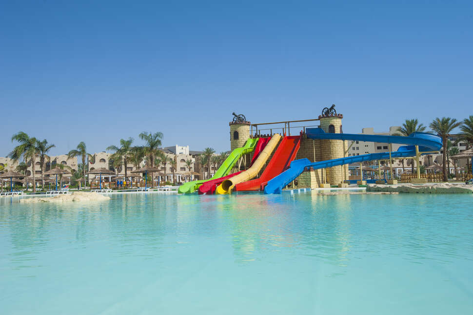 Ein Foto Royal Lagoons Resort & Aqua Park