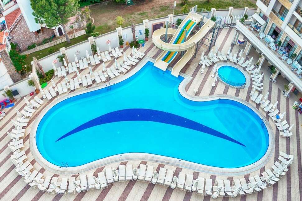 Ein Foto Hotel Golden Rock Beach