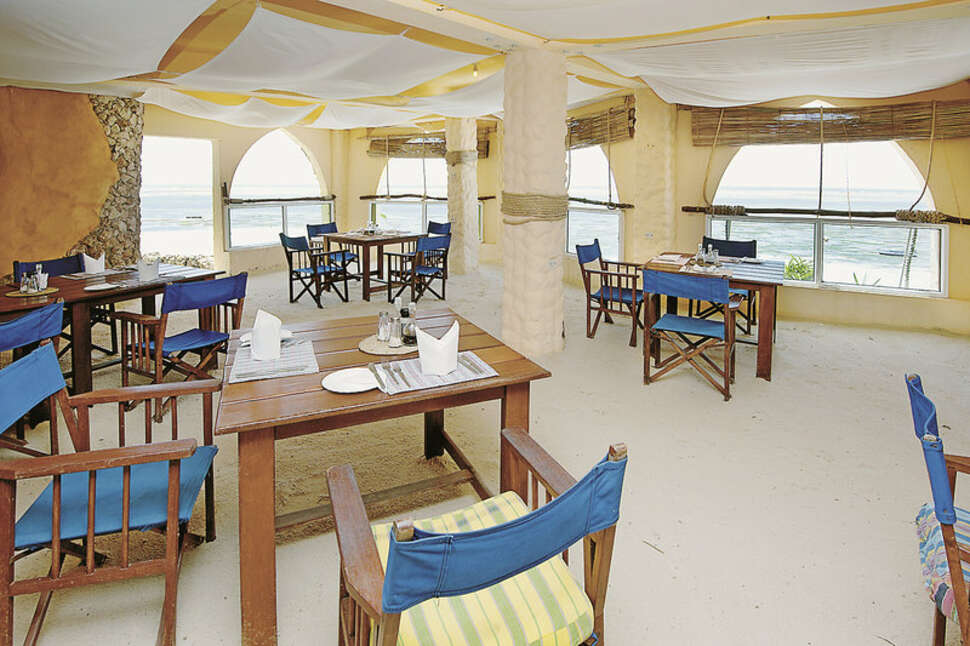 Ein Foto Bahari Beach Hotel