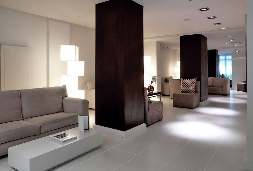 Een foto van het interieur van Hospes Palau de la Mar