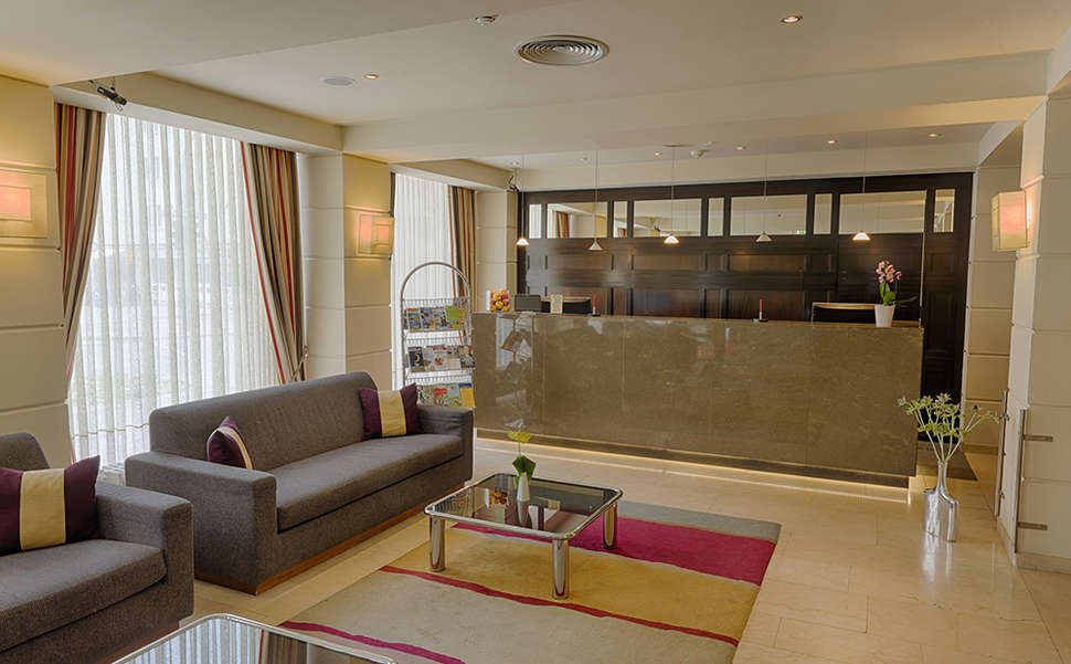 Een foto van het interieur van K+K Hotel am Harras
